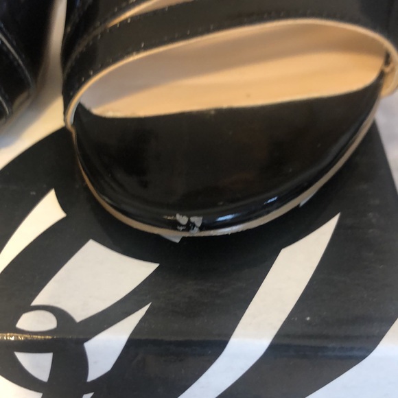 Nine West Black Patent Greenwich Heels, Size 8.5 - Picture 6 of 13